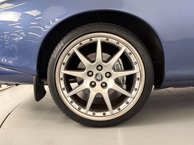 Lot 2004 Jaguar XKR
