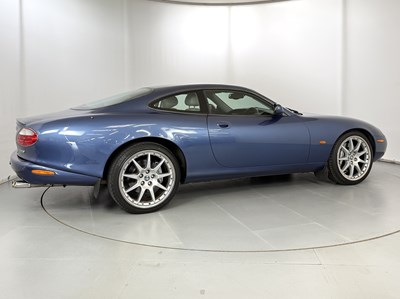Lot 2004 Jaguar XKR