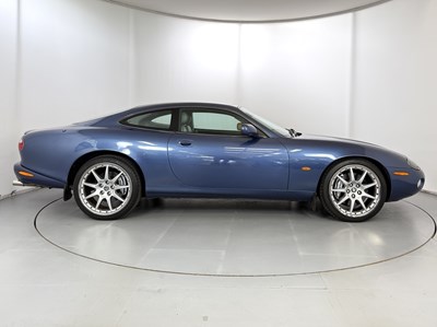 Lot 2004 Jaguar XKR