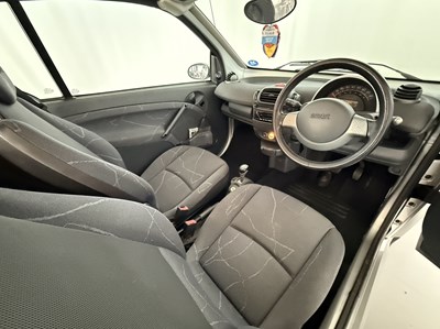 Lot 214 - 2005 Smart Fortwo