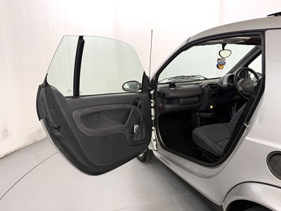 Lot 214 - 2005 Smart Fortwo