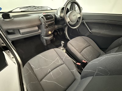 Lot 214 - 2005 Smart Fortwo