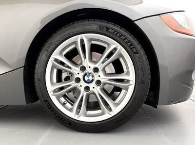 Lot 145 - 2004 BMW Z4 3.0
