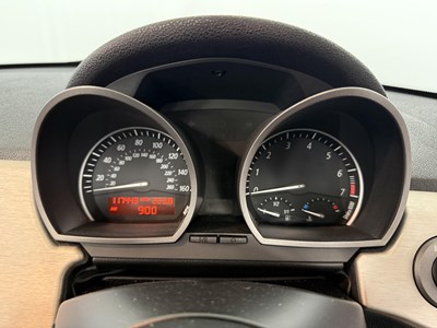 Lot 145 - 2004 BMW Z4 3.0