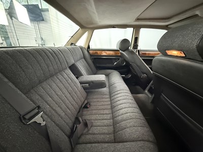 Lot 65 - 1988 Jaguar XJ Sovereign