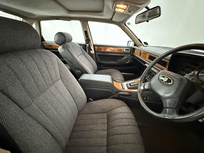 Lot 65 - 1988 Jaguar XJ Sovereign