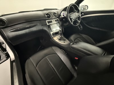 Lot 2006 Mercedes-Benz CLK320