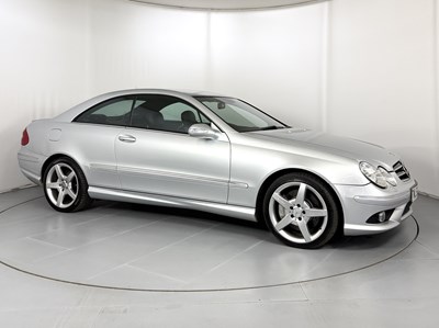 Lot 2006 Mercedes-Benz CLK320