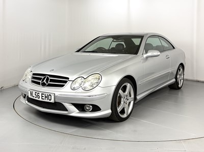 Lot 2006 Mercedes-Benz CLK320