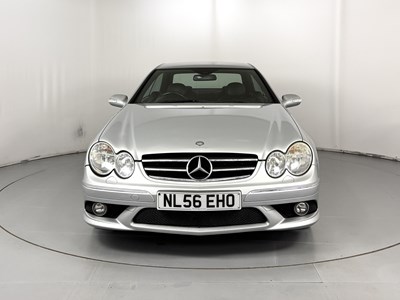 Lot 2006 Mercedes-Benz CLK320