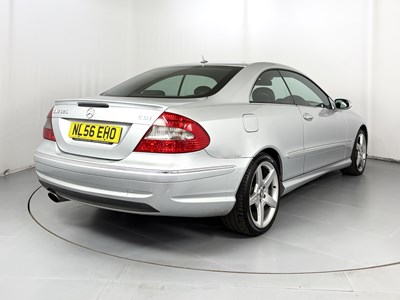 Lot 2006 Mercedes-Benz CLK320