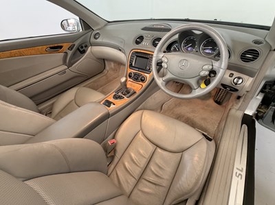 Lot 2003 Mercedes-Benz SL500
