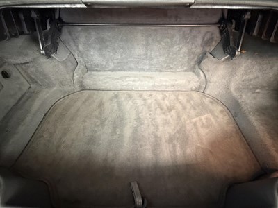 Lot 2003 Mercedes-Benz SL500