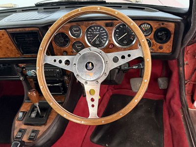 Lot 66 - 1977 Triumph Stag