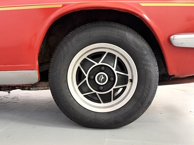 Lot 66 - 1977 Triumph Stag