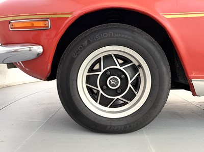 Lot 66 - 1977 Triumph Stag