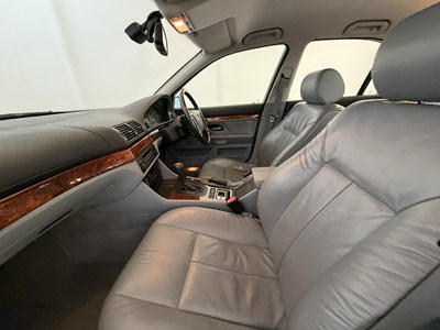 Lot 178 - 1997 BMW 523i