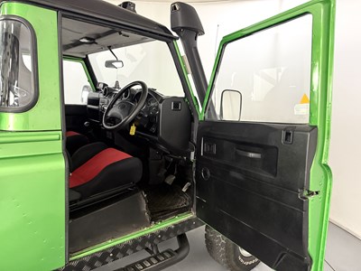 Lot 50 - 2007 Land Rover Defender 90