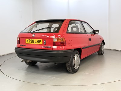 Lot 1993 Vauxhall Astra