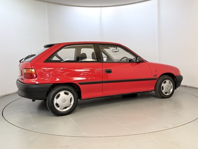 Lot 1993 Vauxhall Astra