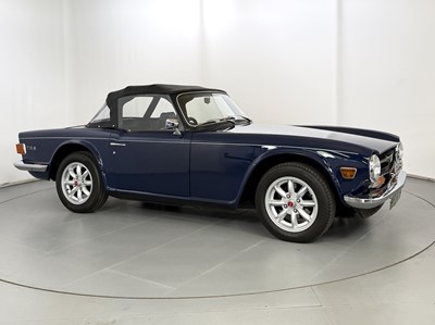 Lot 36 - 1975 Triumph TR6