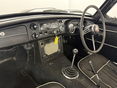 Lot 1968 MG C