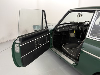 Lot 1968 MG C