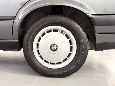 Lot 7 - 1989 BMW 318i