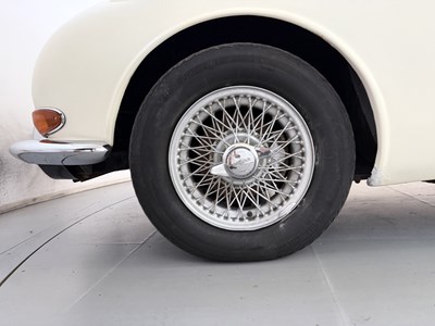 Lot 52 - 1965 Jaguar S-Type