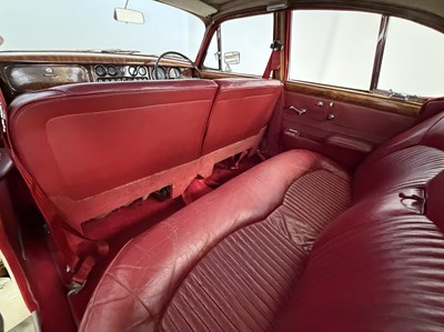 Lot 52 - 1965 Jaguar S-Type