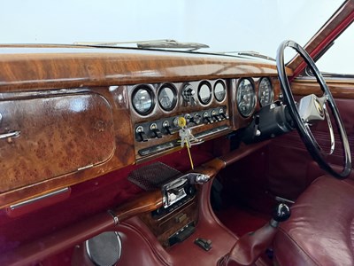 Lot 52 - 1965 Jaguar S-Type