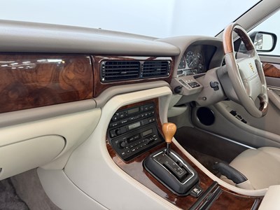 Lot 5 - 1996 Jaguar XJ