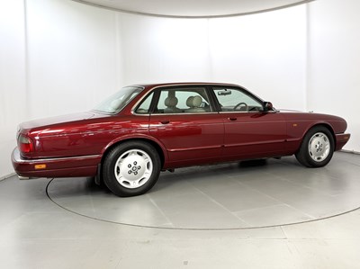 Lot 5 - 1996 Jaguar XJ