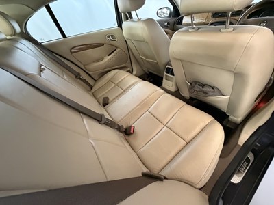 Lot 109 - 2006 Jaguar S-Type