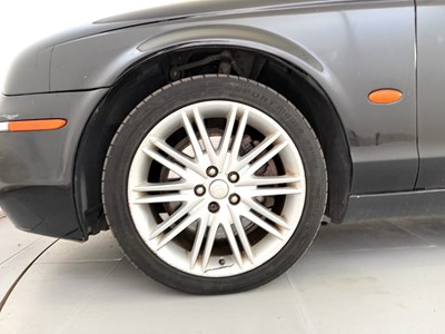 Lot 109 - 2006 Jaguar S-Type