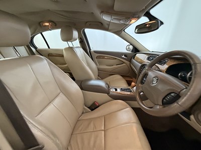 Lot 109 - 2006 Jaguar S-Type