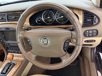 Lot 109 - 2006 Jaguar S-Type