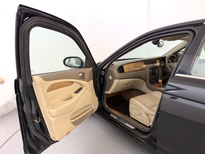 Lot 109 - 2006 Jaguar S-Type