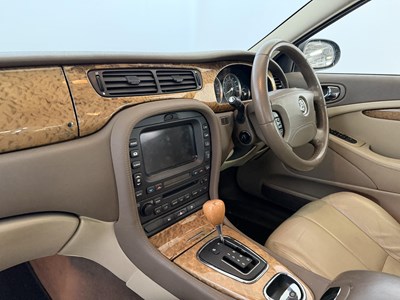 Lot 109 - 2006 Jaguar S-Type