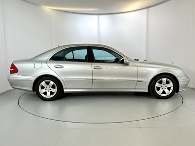 Lot 3 - 2003 Mercedes-Benz E270