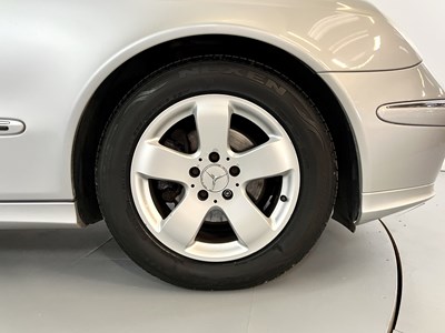 Lot 3 - 2003 Mercedes-Benz E270
