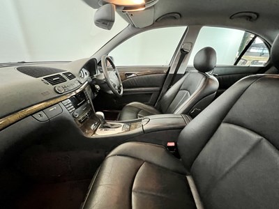 Lot 3 - 2003 Mercedes-Benz E270