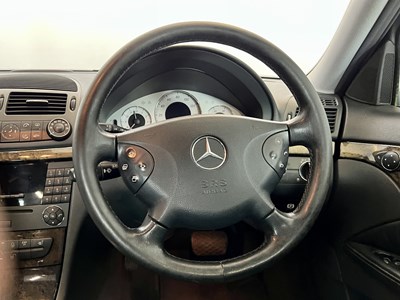 Lot 3 - 2003 Mercedes-Benz E270