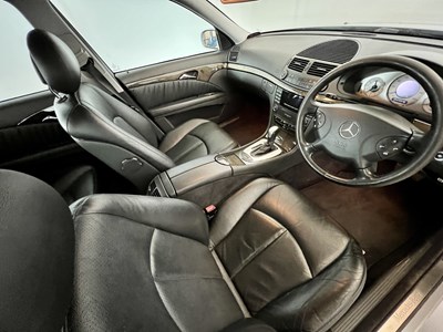 Lot 3 - 2003 Mercedes-Benz E270