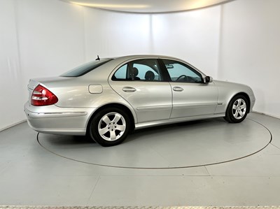 Lot 3 - 2003 Mercedes-Benz E270