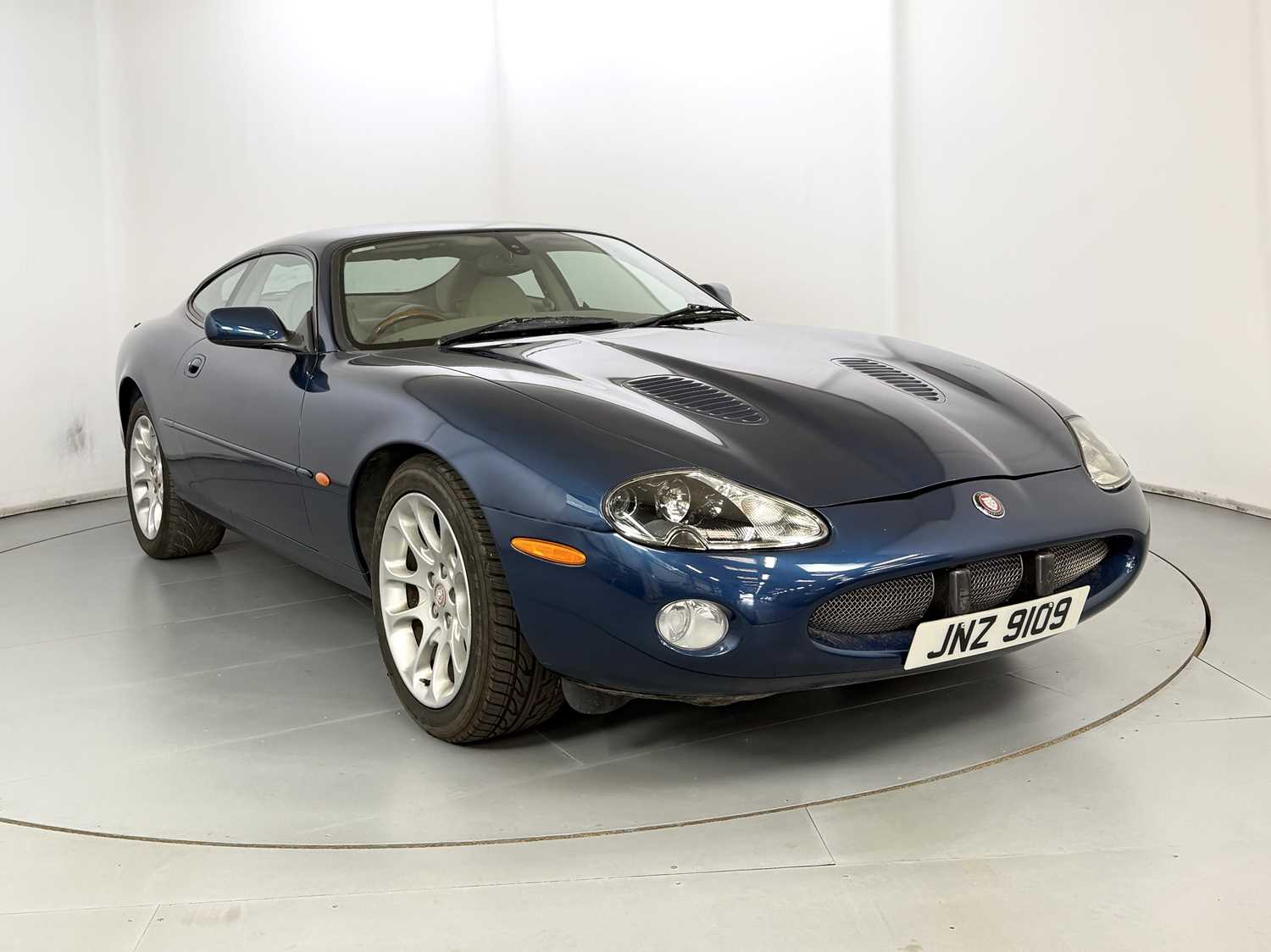 1999 Jaguar XKR