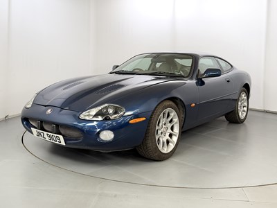 Lot 56 - 1999 Jaguar XKR
