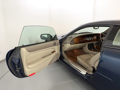 Lot 56 - 1999 Jaguar XKR