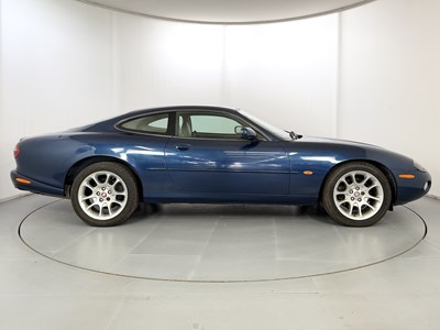 Lot 56 - 1999 Jaguar XKR