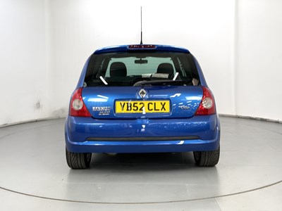 Lot 2002 Renault Clio 172 Cup